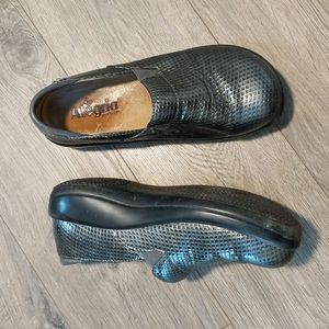 Alegria Women’s Shoes